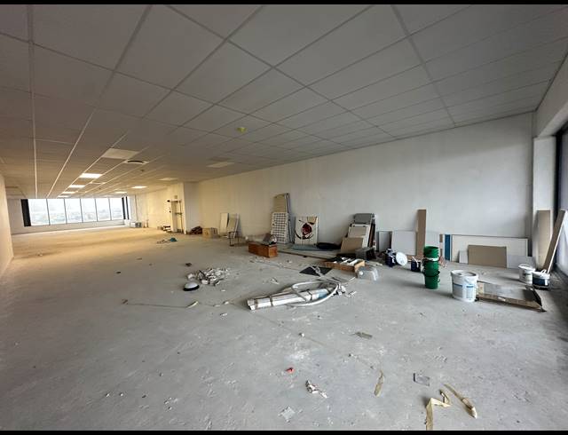 353M² OFFICE TO LET IN CENTURY CITY